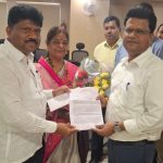 वाघोलीतील समस्या सोडवून विकास कामे मार्गी लावावी:शिवदास उबाळे  पुणे महापालिकेच्या आयुक्तांना निवेदन सुपूर्त