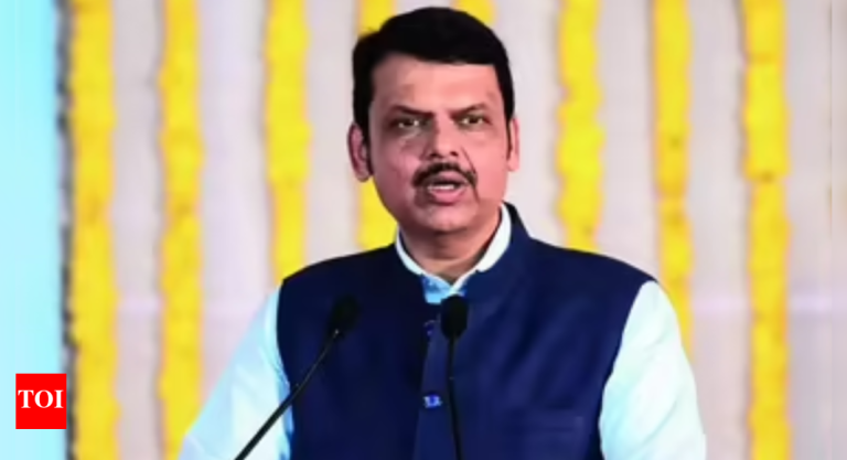 राजकीय वादाच्या पार्श्वभूमीवर महाराष्ट्र सीएम आदेश बीईड लैंगिक छळ प्रकरणात चौकशी करतात | पुणे न्यूज