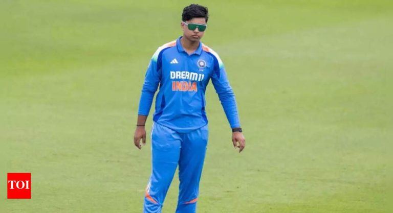 घड्याळ: वैभव सूर्यावंशीने इंग्लंड अंडर -१ vs वि नऊ षटकारांना धडक दिली; करिअर-बेस्ट स्कोअर दरम्यान इंडिया यू 19 रेकॉर्ड गोळा करते