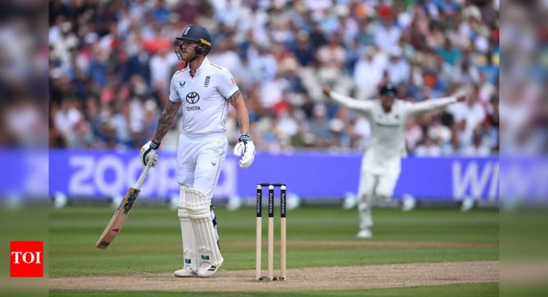 Ind vs ENG 2 रा चाचणी: स्टेट शॉक! इंग्लंडची पुनरावृत्ती २०१० च्या घरी तीन टॉप-ऑर्डर बदकांसह | क्रिकेट बातम्या