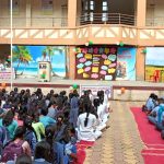 बी.जे.एस विद्यालयात ढोल-ताशाच्या गजरात आणि लेझीमच्या तालावर गुलाबपुष्पवृष्टीसह ११ वीच्या नवागतांचे भव्य जल्लोषात स्वागत