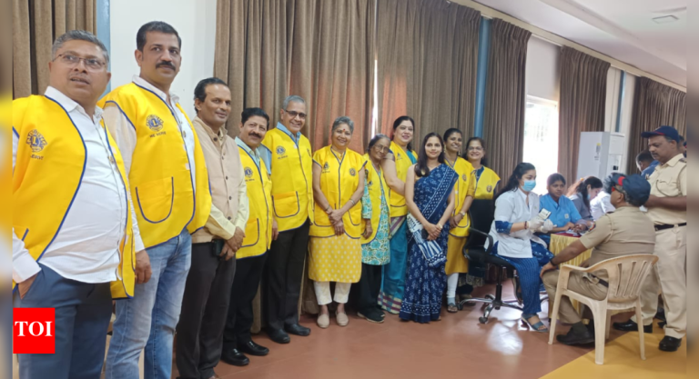 पूना निगडीच्या लायन्स क्लबमध्ये पुणेमध्ये विनामूल्य स्तन, गर्भाशय ग्रीवा आणि तोंडी कर्करोग तपासणी आहे