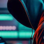 ऑनलाईन घोटाळा: पुणे टेकी 300% रिटर्न आमिषासाठी फॉल्स, 48 लाख रुपये गमावते