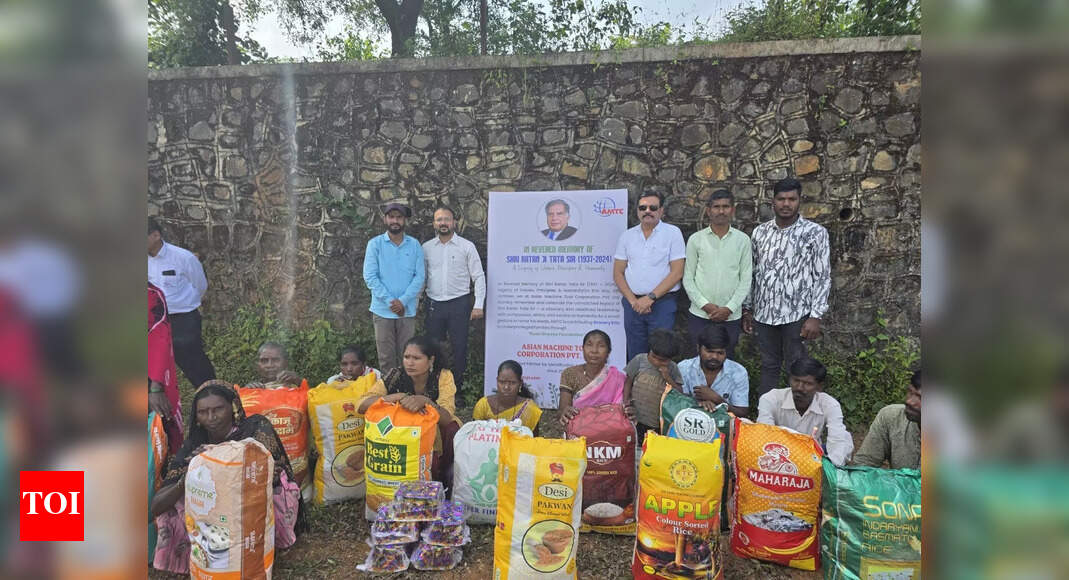 पुणे: आशियाई मशीन टूल आणि ग्यान धुर्या फाउंडेशनने आदिवासी कुटुंबांना मदत केली