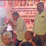 अखेर ऍडव्होकेट रेगे यांच्या आंदोलनाला यश दगडखाण कामगारांना जागेसह घर मिळणार