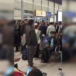 दिल्लीहून जाणाऱ्या इंडिगोच्या विमानाला तीन तास उशीर झाल्याने पुण्यातील १०० हून अधिक प्रवासी निराश