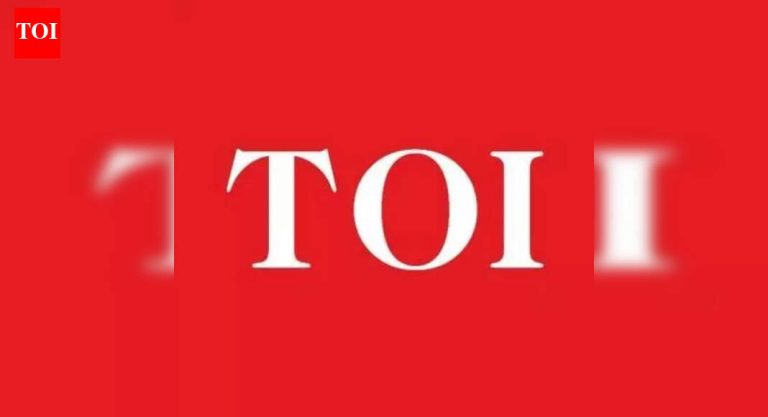 मोफत सिगारेट नाकारल्यानंतर किराणा दुकानदाराला मारण्याचा प्रयत्न करणाऱ्या व्यक्तीला अटक