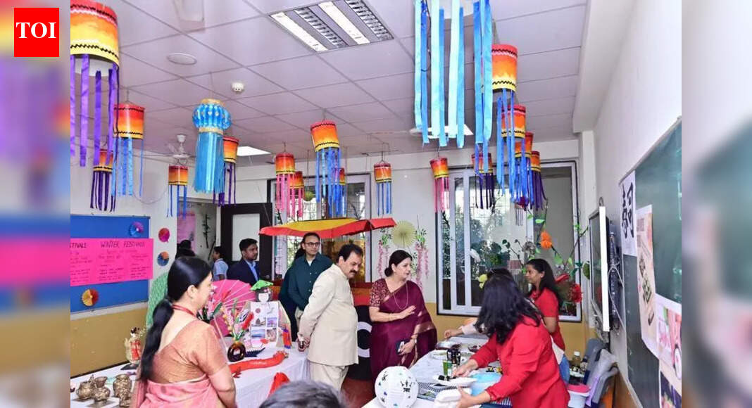 कल्याणी शाळेत विद्यार्थी प्राचीन संस्कृतींचे पुनरुज्जीवन करतात