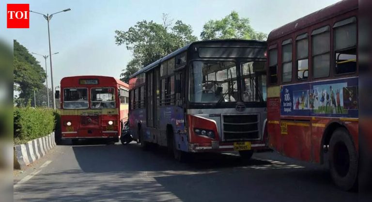 बसमध्ये परवानगीशिवाय व्हिडिओ शूट केल्याबद्दल पीएमपीएमएलने सोशल मीडिया प्रभावकाराला 50 हजार दंड, कंडक्टर म्हणून दाखवले