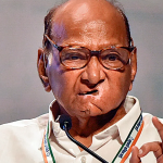 घशात संसर्ग झाल्यानंतर शरद पवार यांना बारामतीहून पुण्यातील रुबी हॉल क्लिनिकमध्ये नेण्यात आले