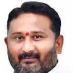 बीडच्या बोगस कामगार घोटाळ्याचा अहवाल १५ दिवसांत द्या : फुंडकर