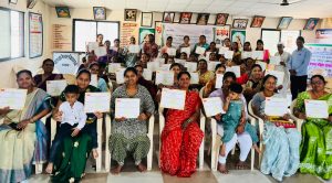 चास येथे महिला उद्योजिकांना एमएसडीपी प्रमाणपत्र वितरण